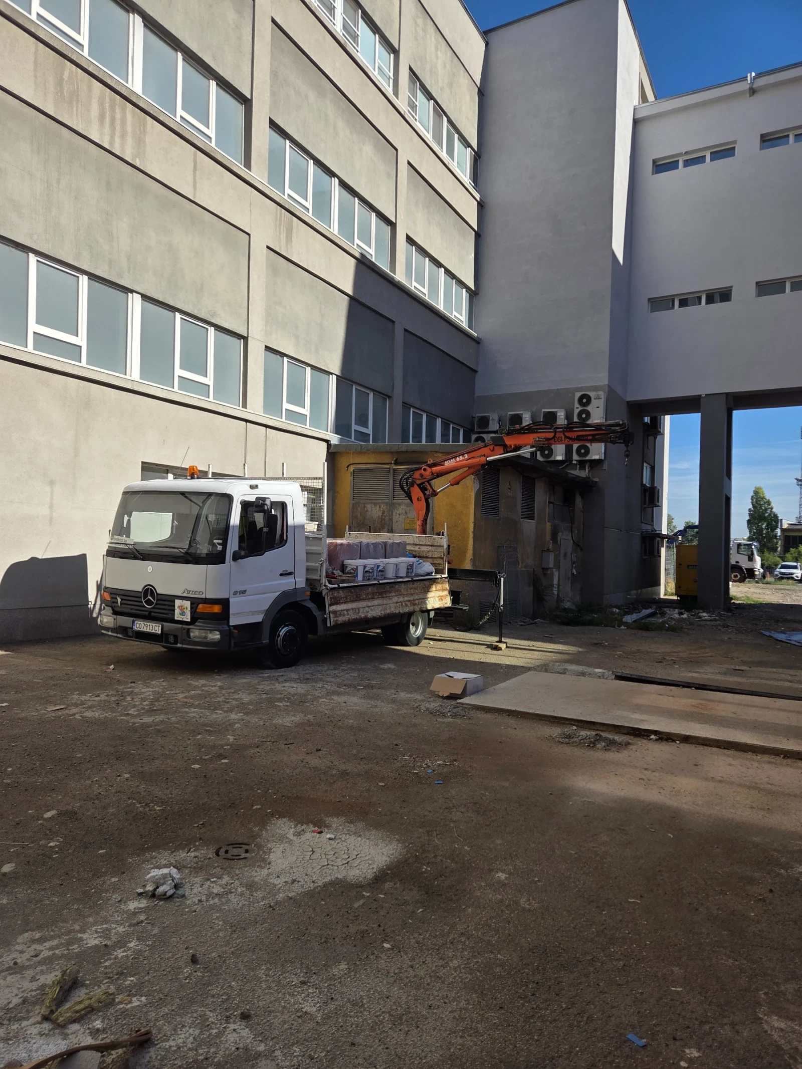 Mercedes-Benz 815 815 - изображение 7