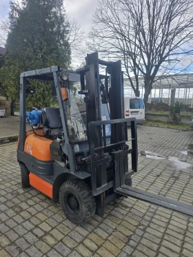 Мотокар Toyota Газ/ Бензин, снимка 2