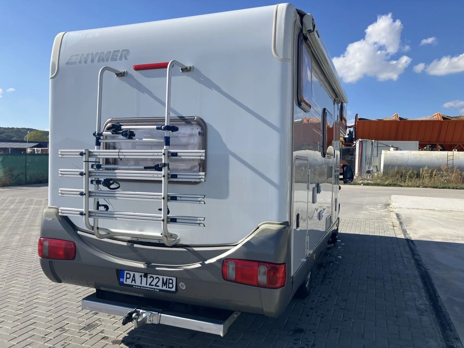 Кемпер HYMER / ERIBA, снимка 16 - Каравани и кемпери - 55626194
