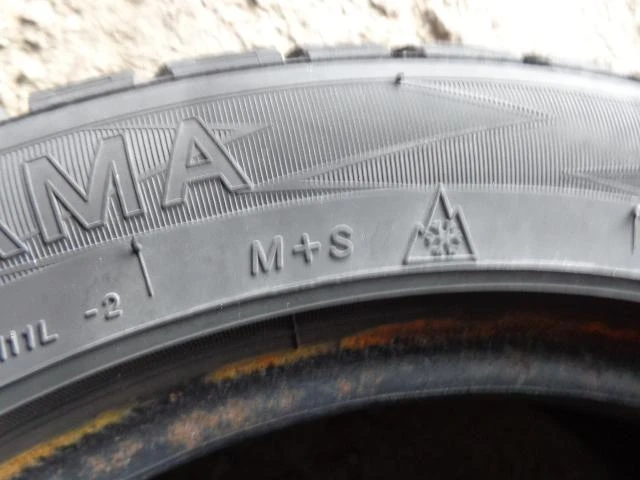 Гуми Зимни 185/55R15, снимка 9 - Гуми и джанти - 13535990