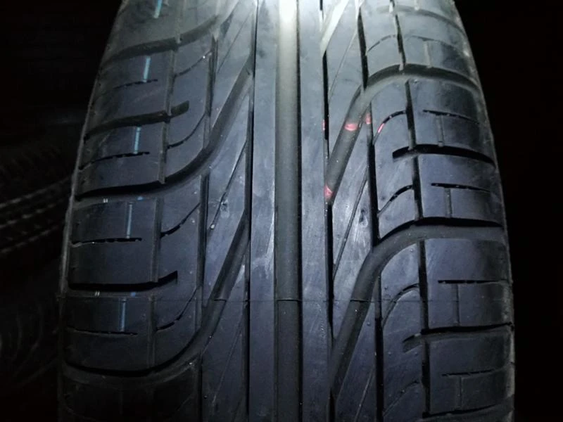 Гуми Летни 185/60R15, снимка 1 - Гуми и джанти - 20892326