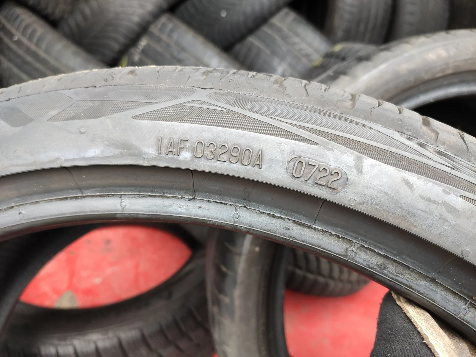 Гуми Летни 245/35R20, снимка 5 - Гуми и джанти - 54635163