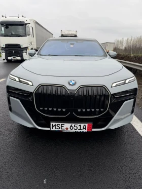 BMW 740 M PRO всички екстри за модела, снимка 1