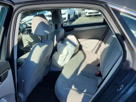 VW Passat TRENDLINE+ * CARFAX * БЕЗ ПЪРВОНАЧАЛНА ВНОСКА, снимка 11 - Автомобили и джипове - 53654298