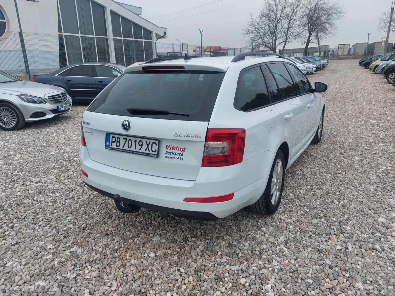 Skoda Octavia 1.6 TDI, снимка 7 - Автомобили и джипове - 48375347