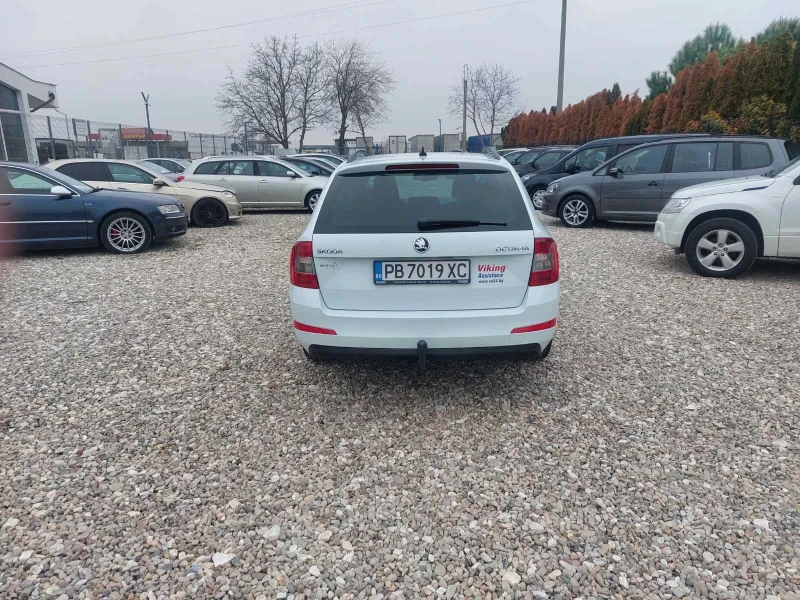 Skoda Octavia 1.6 TDI, снимка 6 - Автомобили и джипове - 48375347