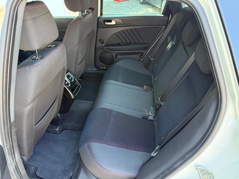 Alfa Romeo 159 sportwagon 2.0JTDm 170k.c. ОТЛИЧНО СЪСТОЯНИЕ - НАВИГАЦИЯ! , снимка 8 - Автомобили и джипове - 50699869