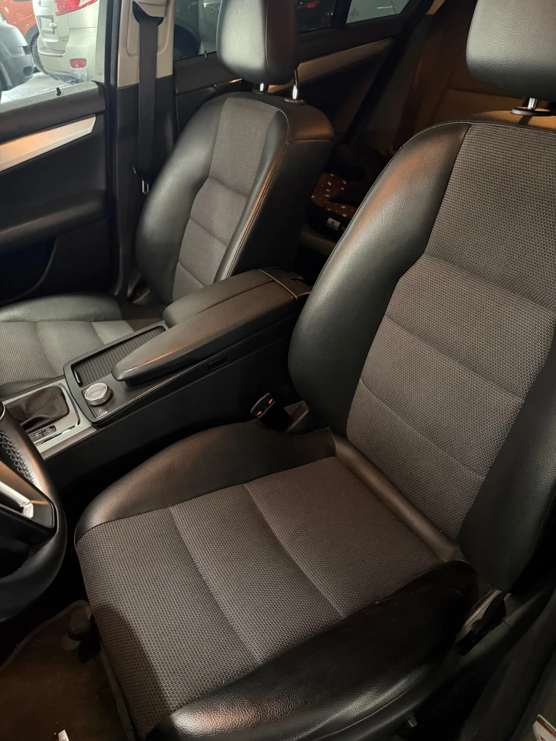 Mercedes-Benz C 220 CDI, снимка 5 - Автомобили и джипове - 52493251