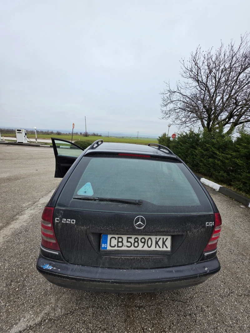 Mercedes-Benz C 220, снимка 15 - Автомобили и джипове - 53578478