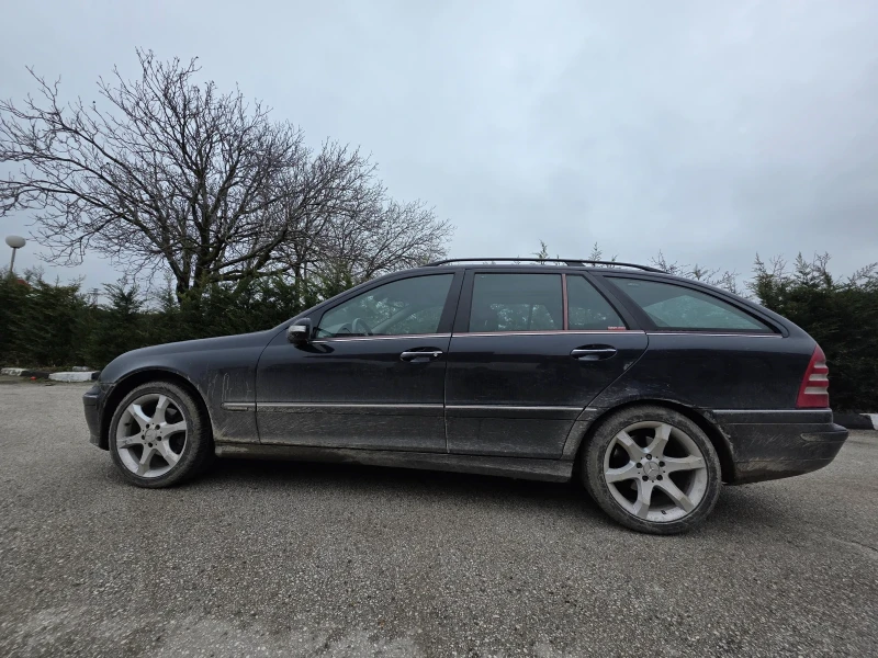 Mercedes-Benz C 220, снимка 14 - Автомобили и джипове - 53578478