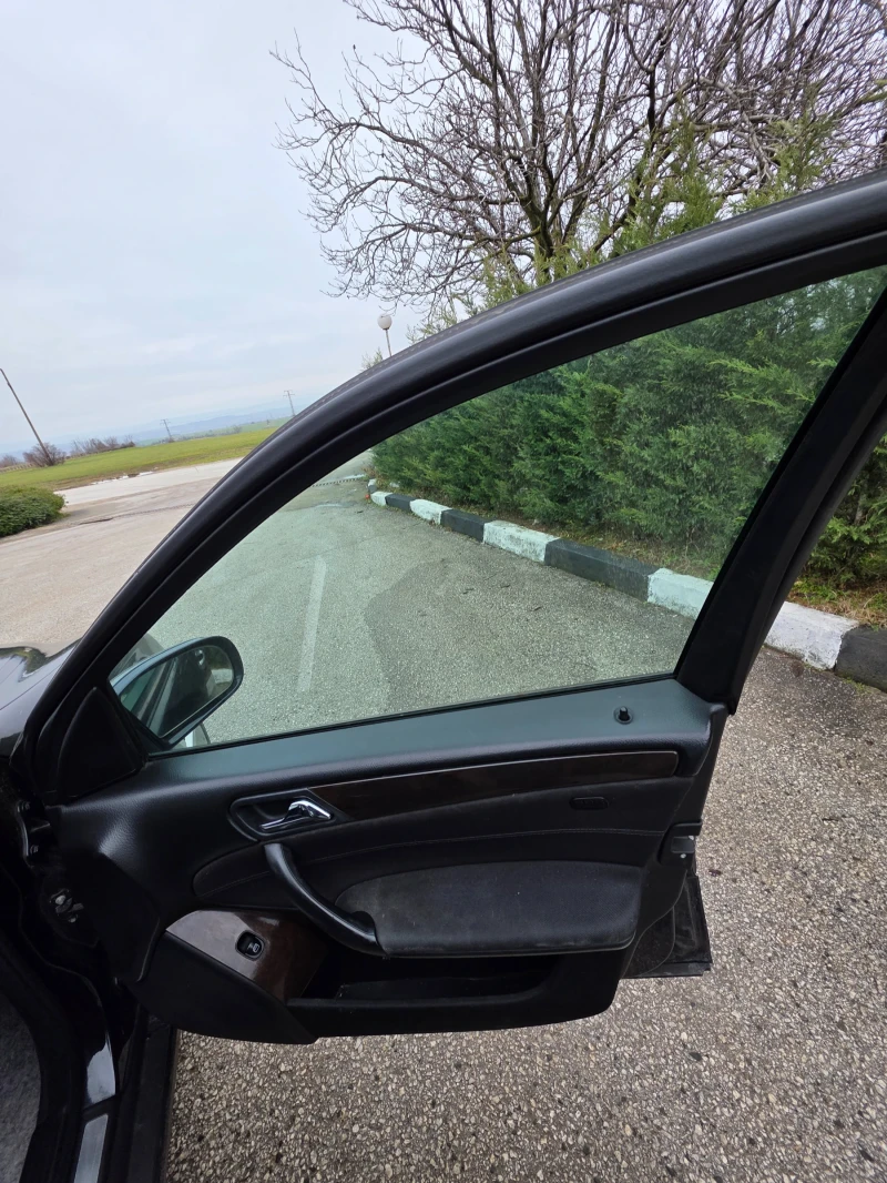 Mercedes-Benz C 220, снимка 9 - Автомобили и джипове - 53578478