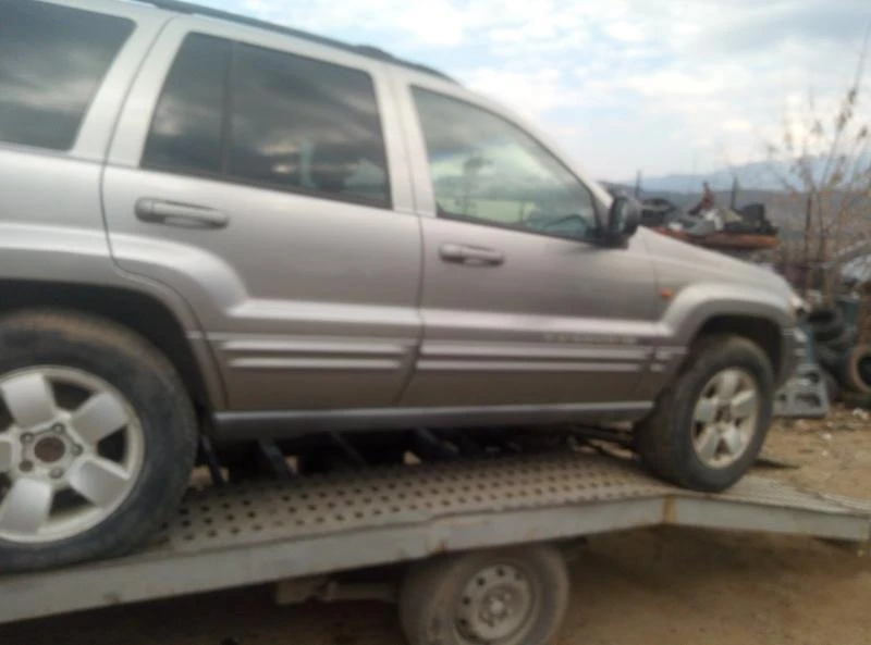 Jeep Cherokee, снимка 5 - Автомобили и джипове - 47185888