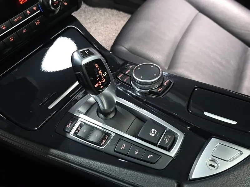 BMW 520 d-MSport - САМО 30% АВАНС, снимка 9 - Автомобили и джипове - 55740811