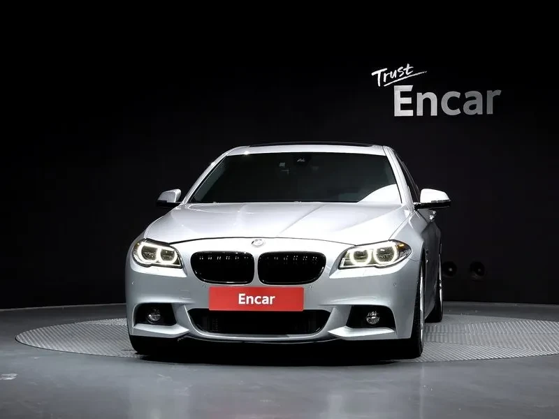 BMW 520 d-MSport - САМО 30% АВАНС, снимка 3 - Автомобили и джипове - 55740811