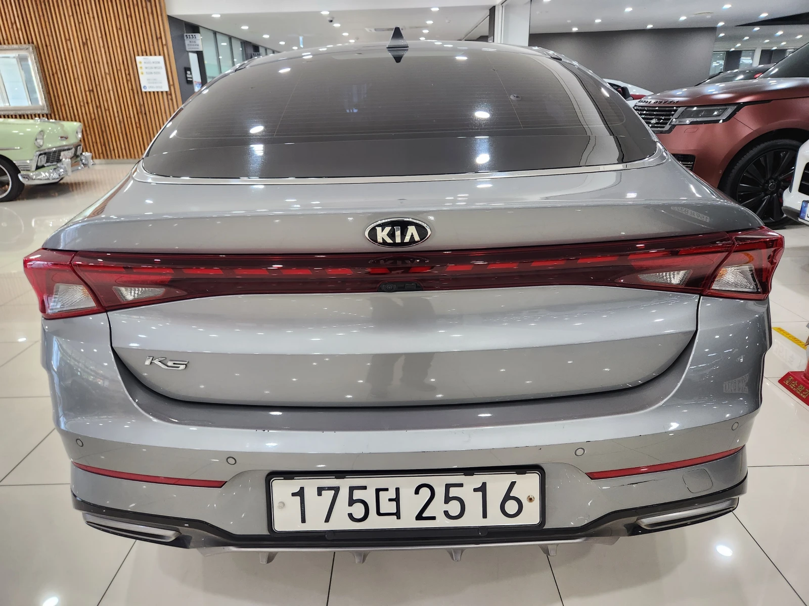 Kia K5 2.0i газ, подгряване, keyless go, 2г.Гаранция - изображение 6