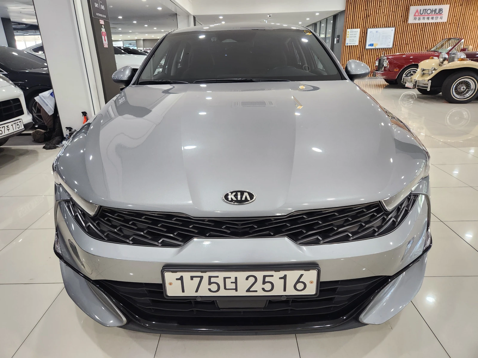 Kia K5 2.0i газ, подгряване, keyless go, 2г.Гаранция - изображение 2