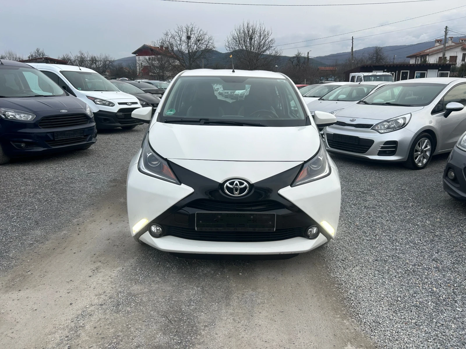 Toyota Aygo 1.0i  euro6 - изображение 3