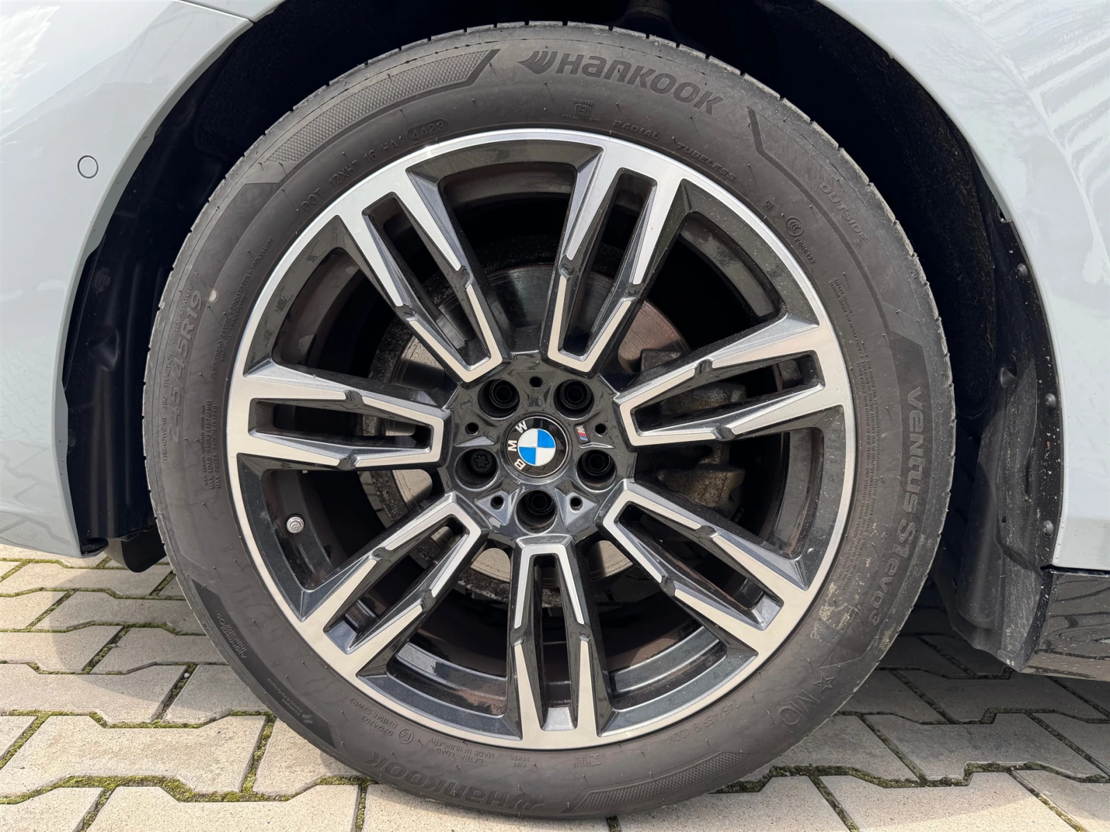 BMW 520 xDrive - изображение 5