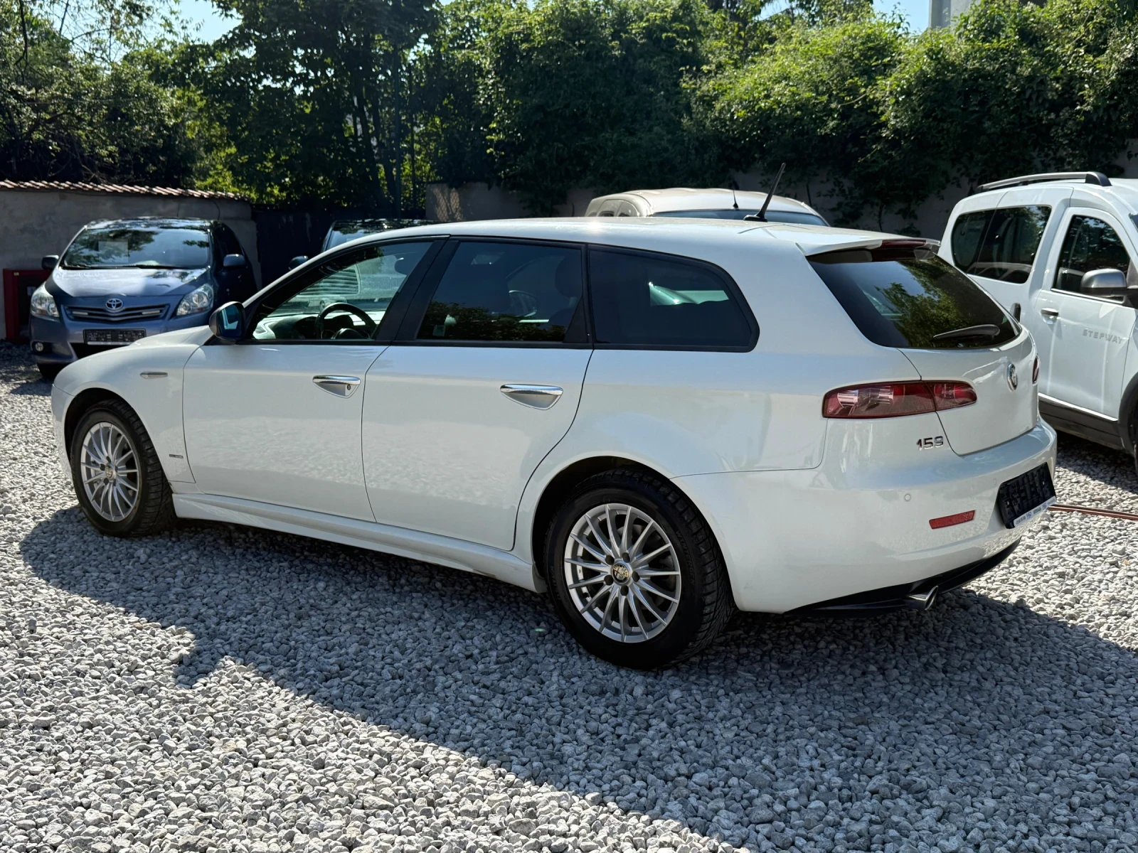 Alfa Romeo 159 sportwagon 2.0JTDm 170k.c. ОТЛИЧНО СЪСТОЯНИЕ - НАВИГАЦИЯ!  - изображение 6