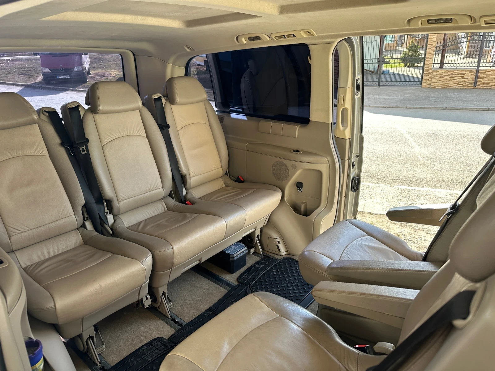 Mercedes-Benz Viano  - изображение 6