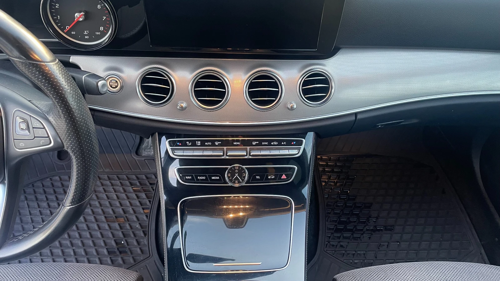 Mercedes-Benz E 200 4matic | Mobile.bg   11