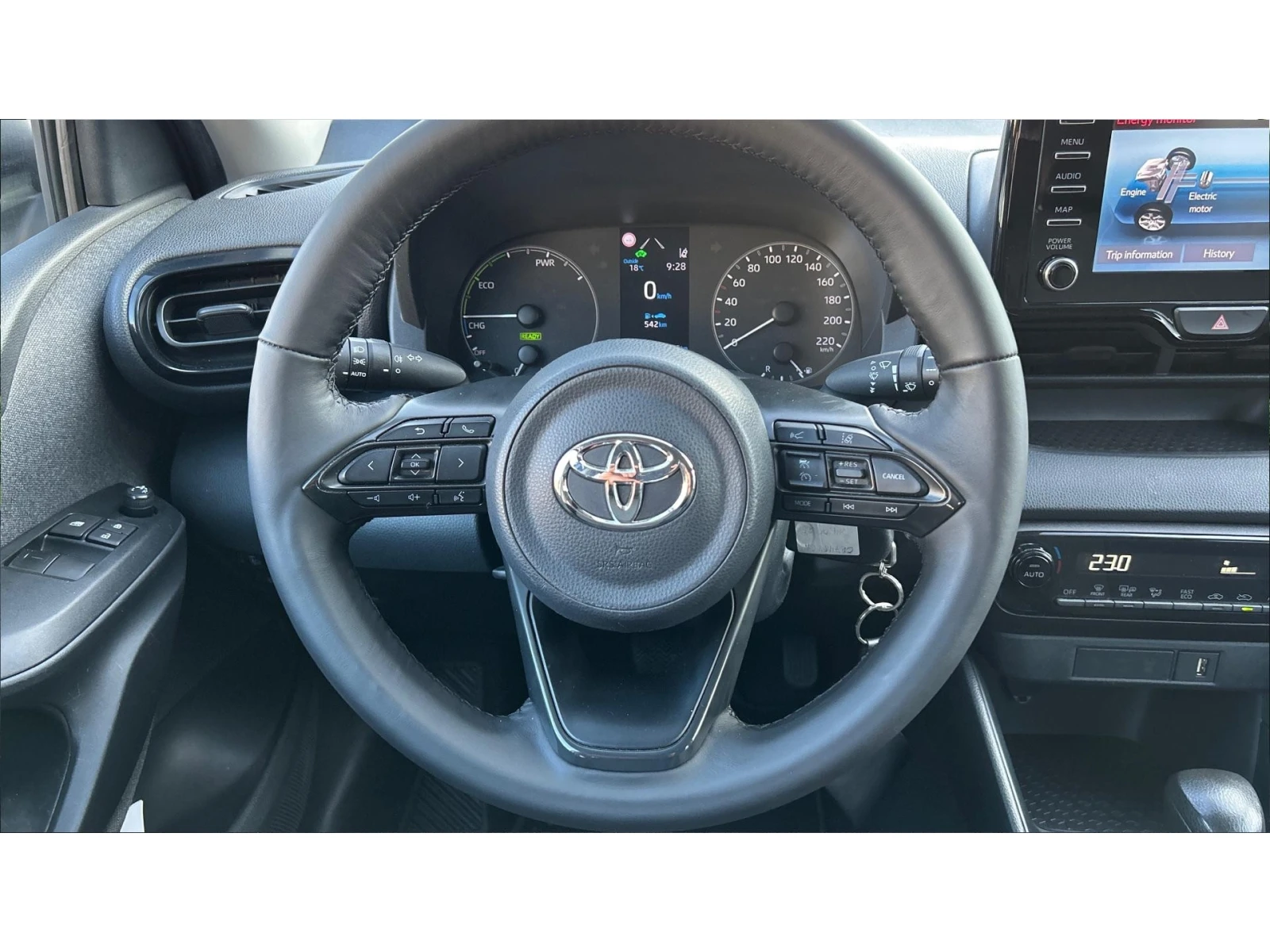 Toyota Yaris    292 . | Mobile.bg   13