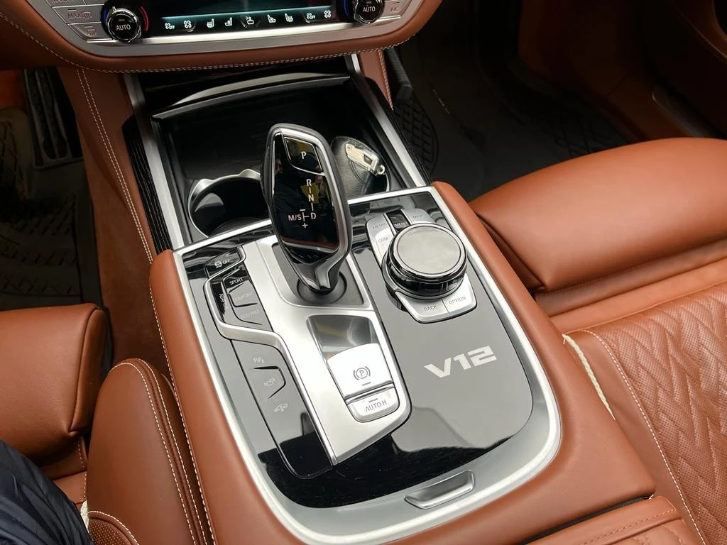 BMW 760 M-Sport xDrive - изображение 10
