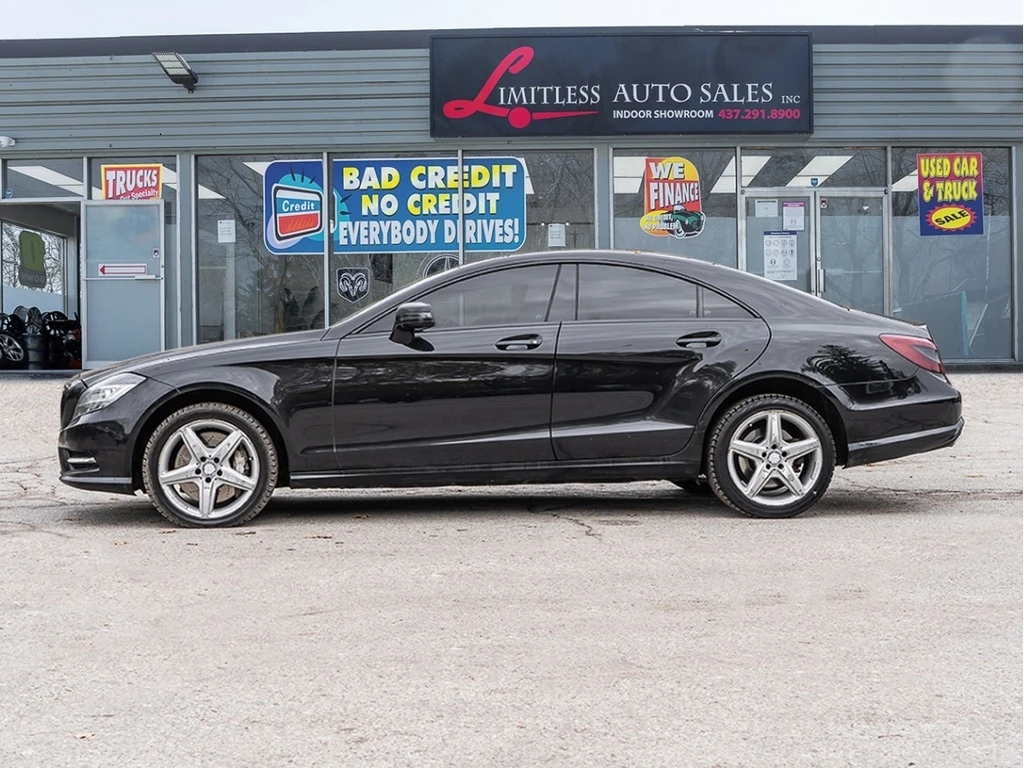 Mercedes-Benz CLS * 4dr Sdn 550 4MATIC * CARFAX * ���� �� �� | Mobile.bg � ����������� 3