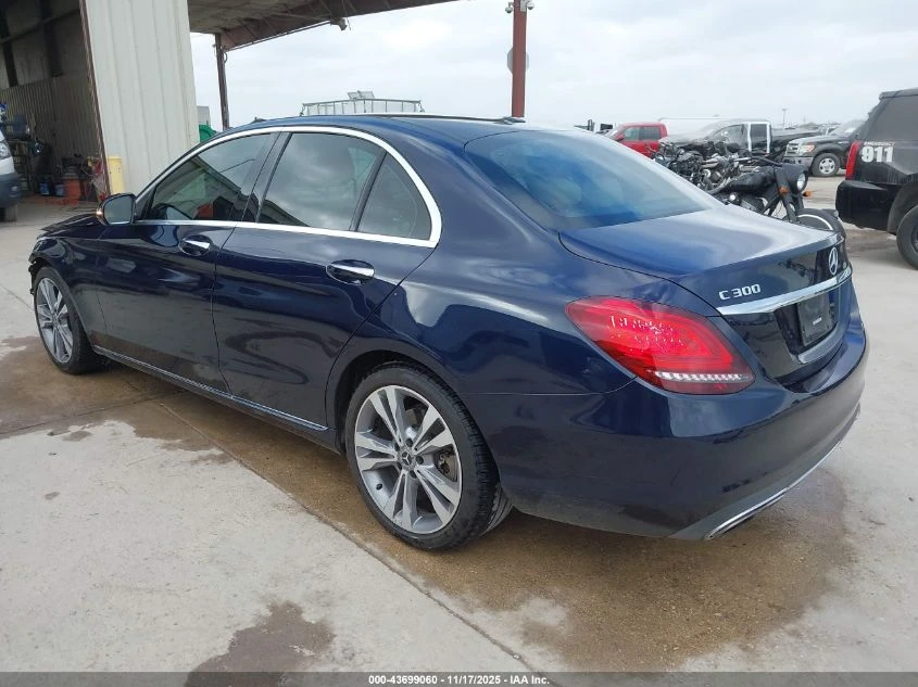 Mercedes-Benz C 300 2.0L I-4 DI, DOHC, VVT, TURBO, 255HP Rear Wheel - изображение 10