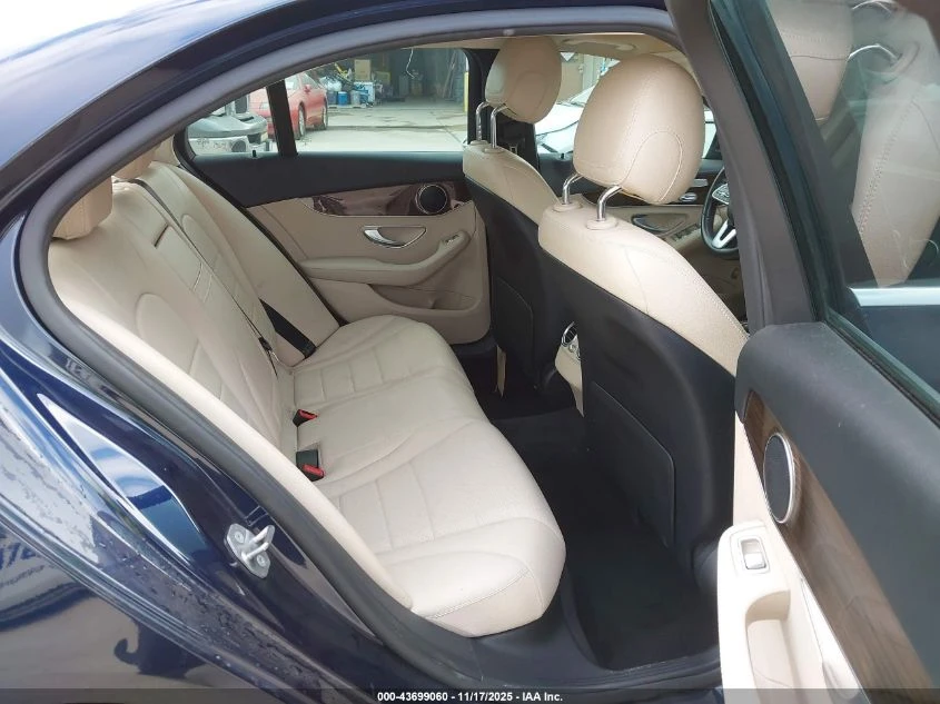 Mercedes-Benz C 300 2.0L I-4 DI, DOHC, VVT, TURBO, 255HP Rear Wheel | Mobile.bg � ����������� 15