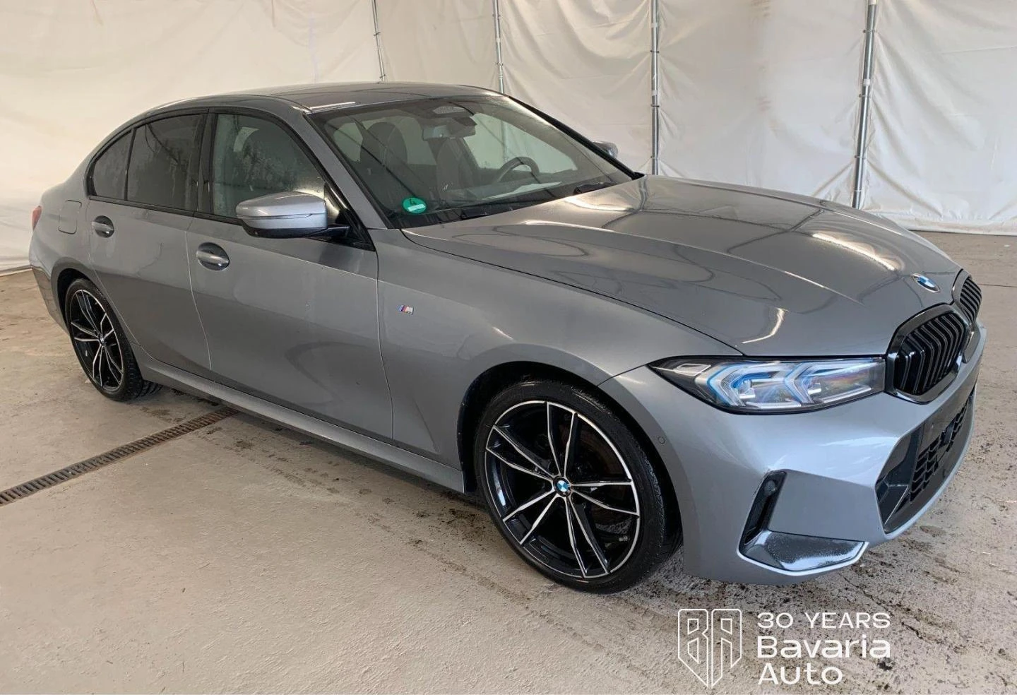 BMW 320 d xDrive M Sport Paket, снимка 4 - Автомобили и джипове - 53779694