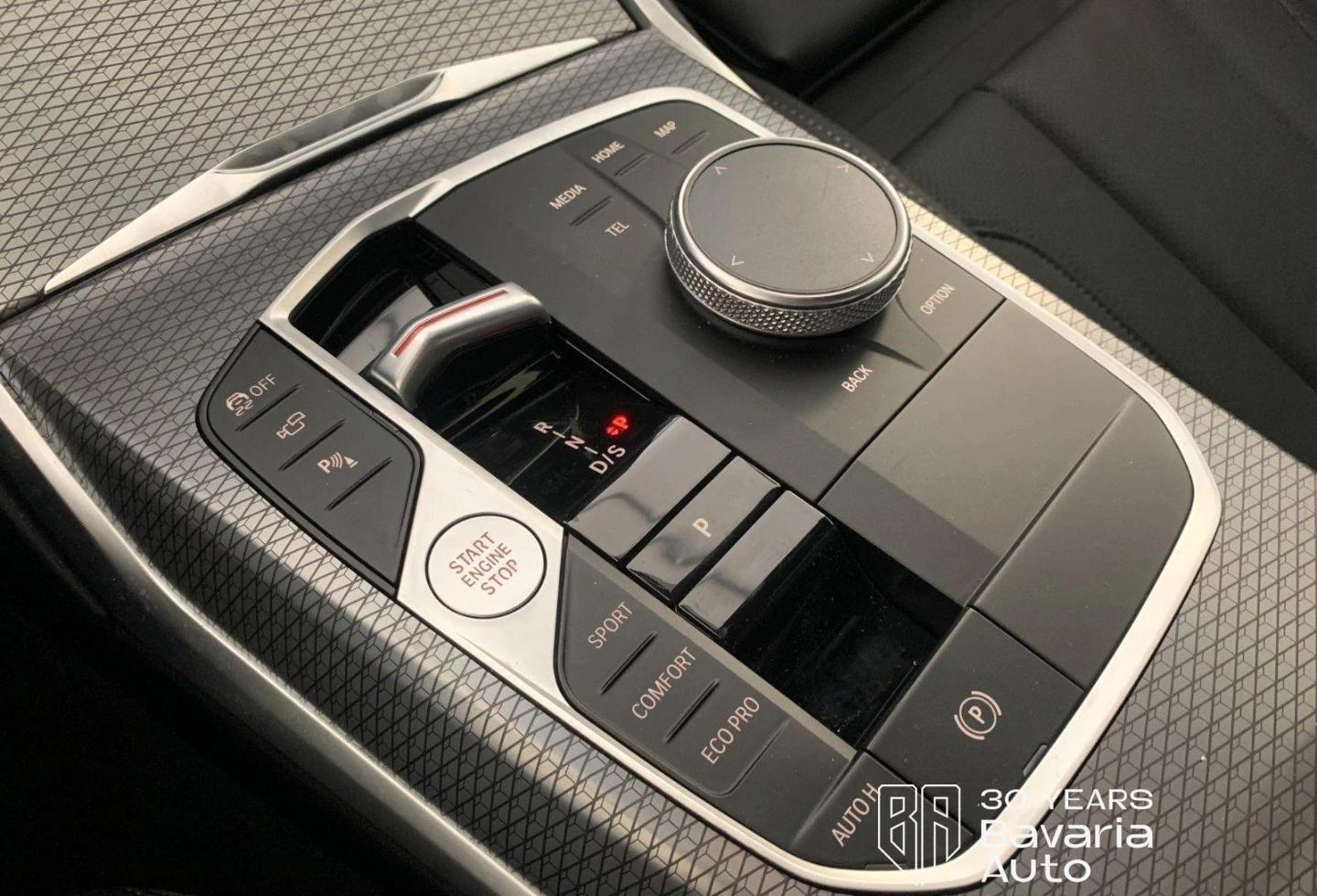 BMW 320 d xDrive M Sport Paket, снимка 12 - Автомобили и джипове - 53779694