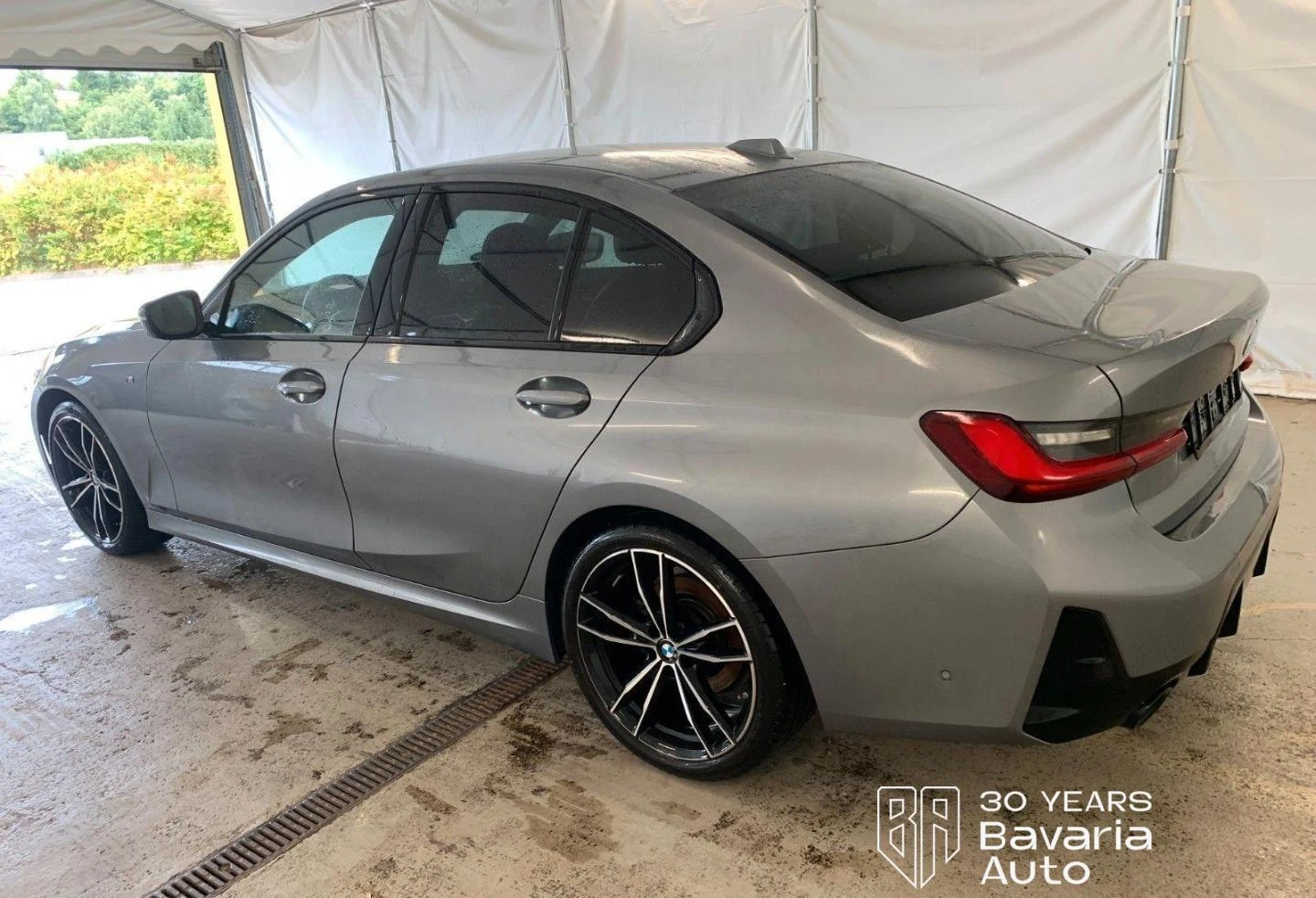 BMW 320 d xDrive M Sport Paket, снимка 2 - Автомобили и джипове - 53779694