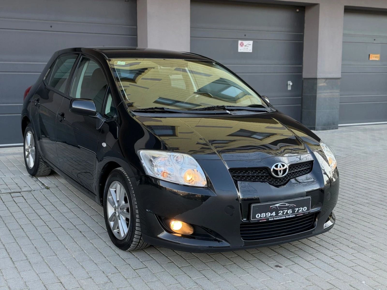 Toyota Auris 2.0 D-4D 126к.с. 6 СКОРОСТИ , ТОП , снимка 5 - Автомобили и джипове - 53815687