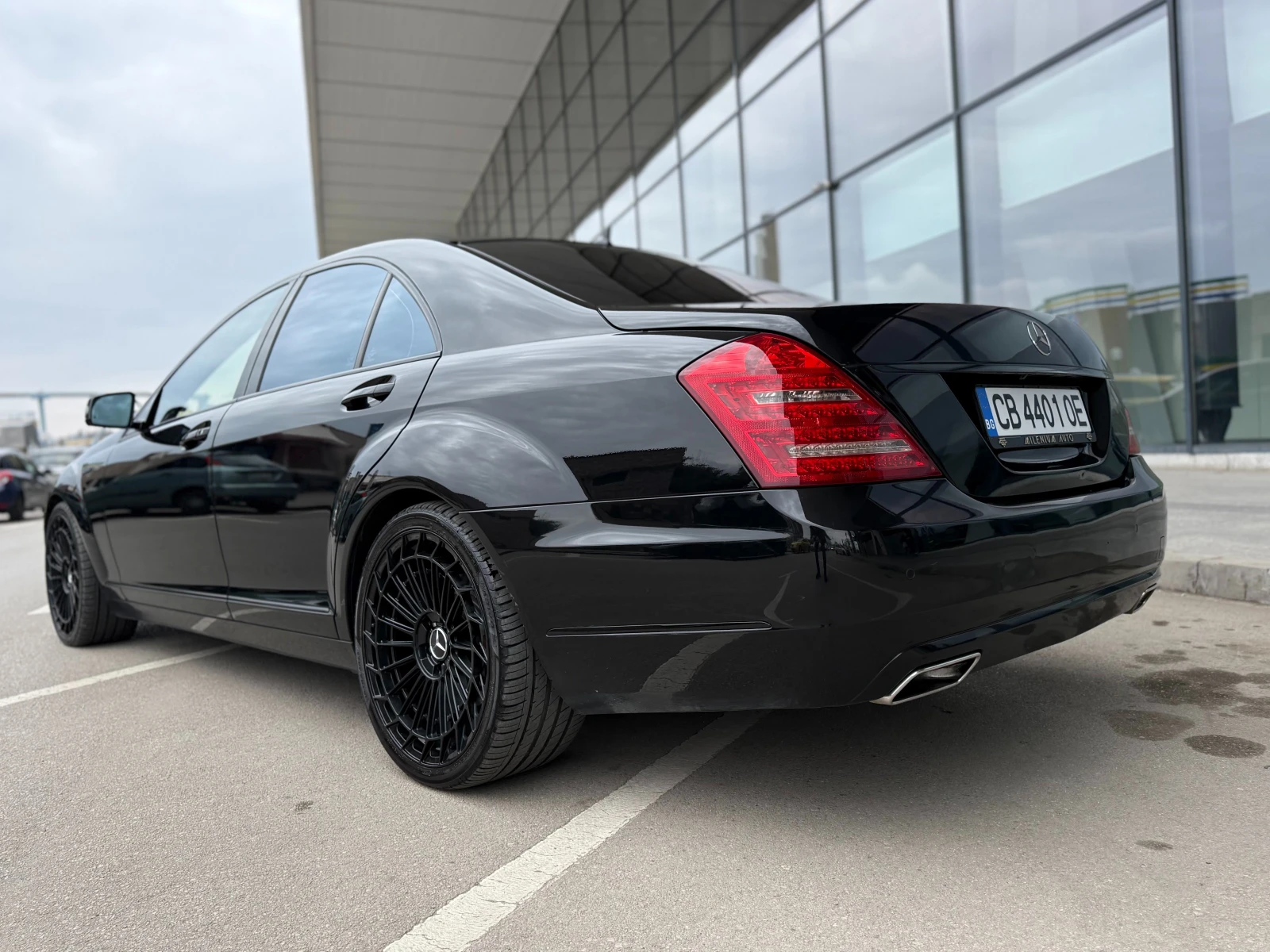 Mercedes-Benz S 500 6 МЕСЕЦА ГАРАНЦИЯ/388к.с. 4 Matic Facelift, снимка 3 - Автомобили и джипове - 54065705