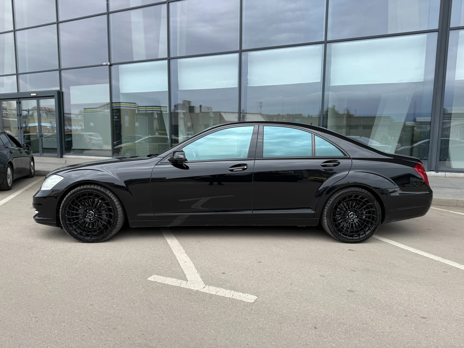 Mercedes-Benz S 500 6 МЕСЕЦА ГАРАНЦИЯ/388к.с. 4 Matic Facelift, снимка 2 - Автомобили и джипове - 54065705