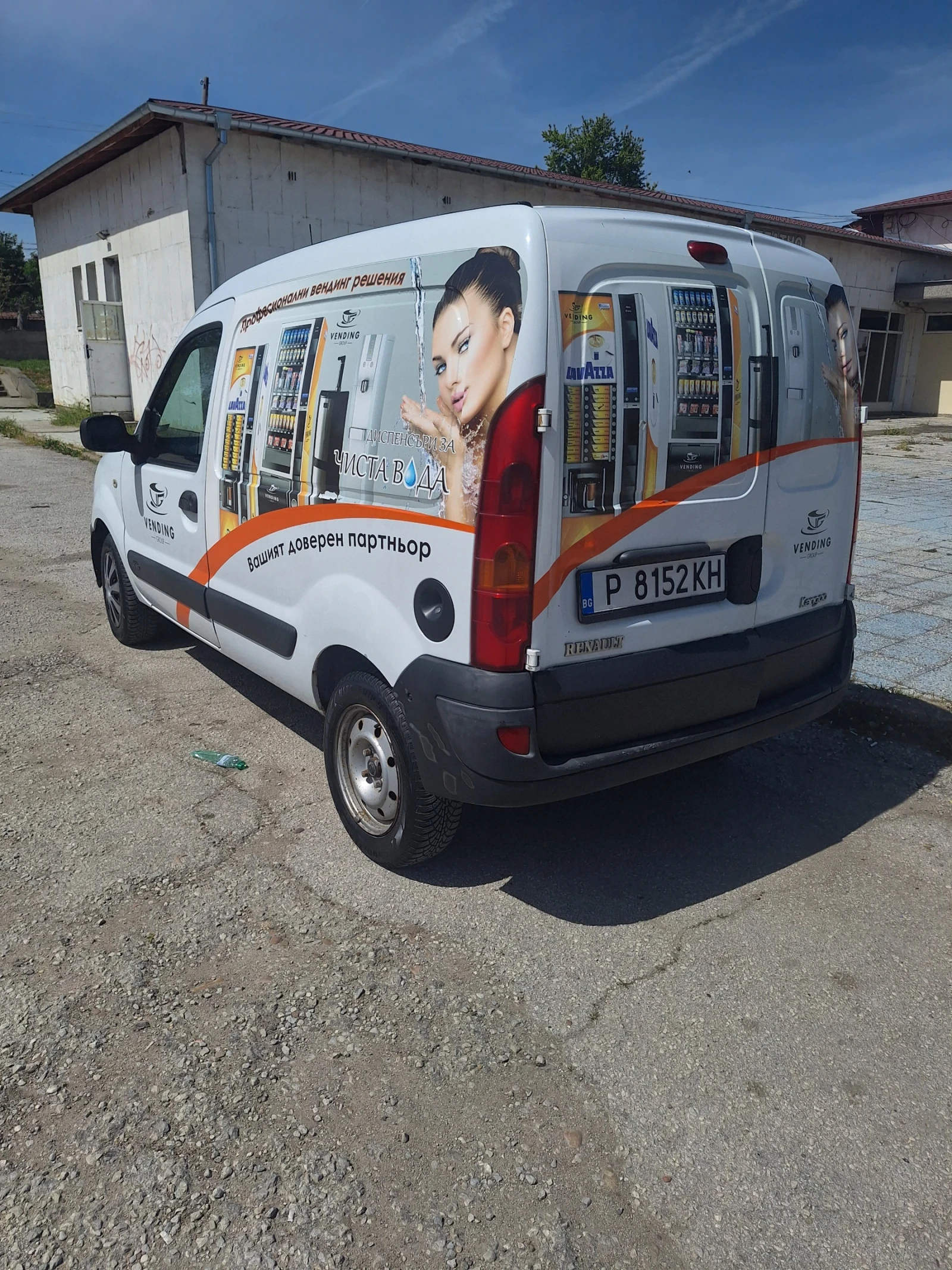 Renault Kangoo 1.5 DCI, снимка 6 - Автомобили и джипове - 54351771