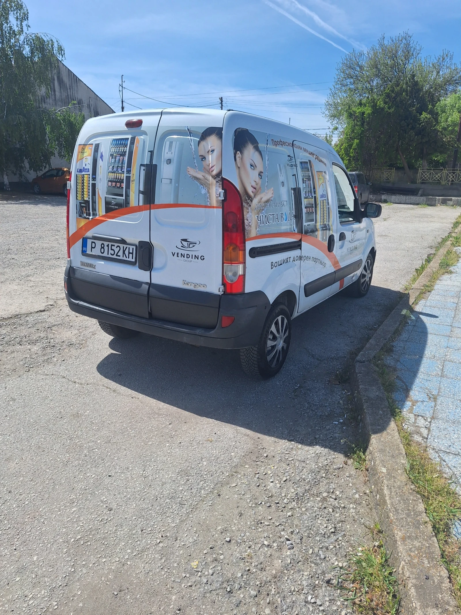 Renault Kangoo 1.5 DCI, снимка 5 - Автомобили и джипове - 54351771