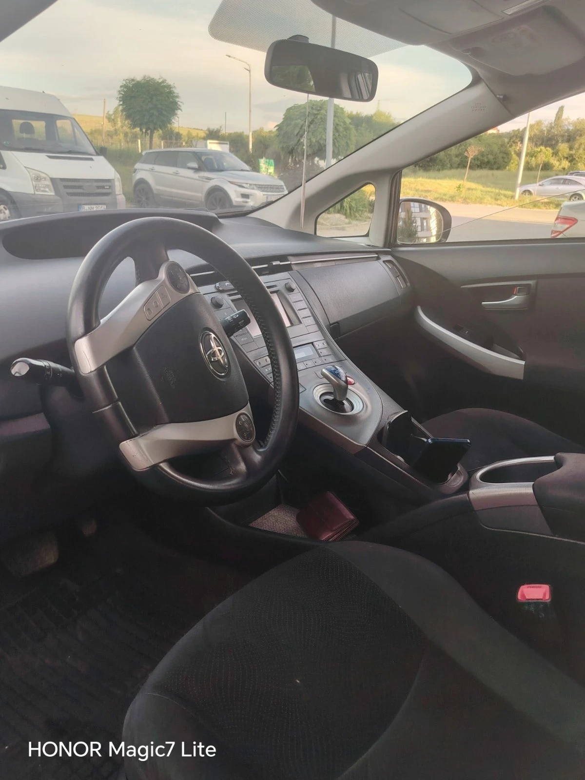 Toyota Prius, снимка 5 - Автомобили и джипове - 54982823