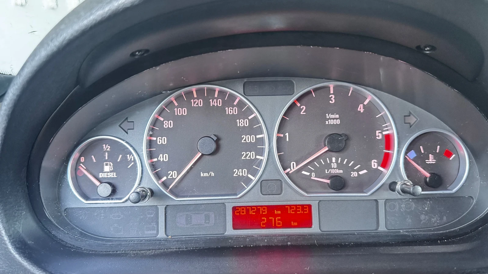 BMW 320 2.0 дизел 150 к.с., снимка 6 - Автомобили и джипове - 55365007