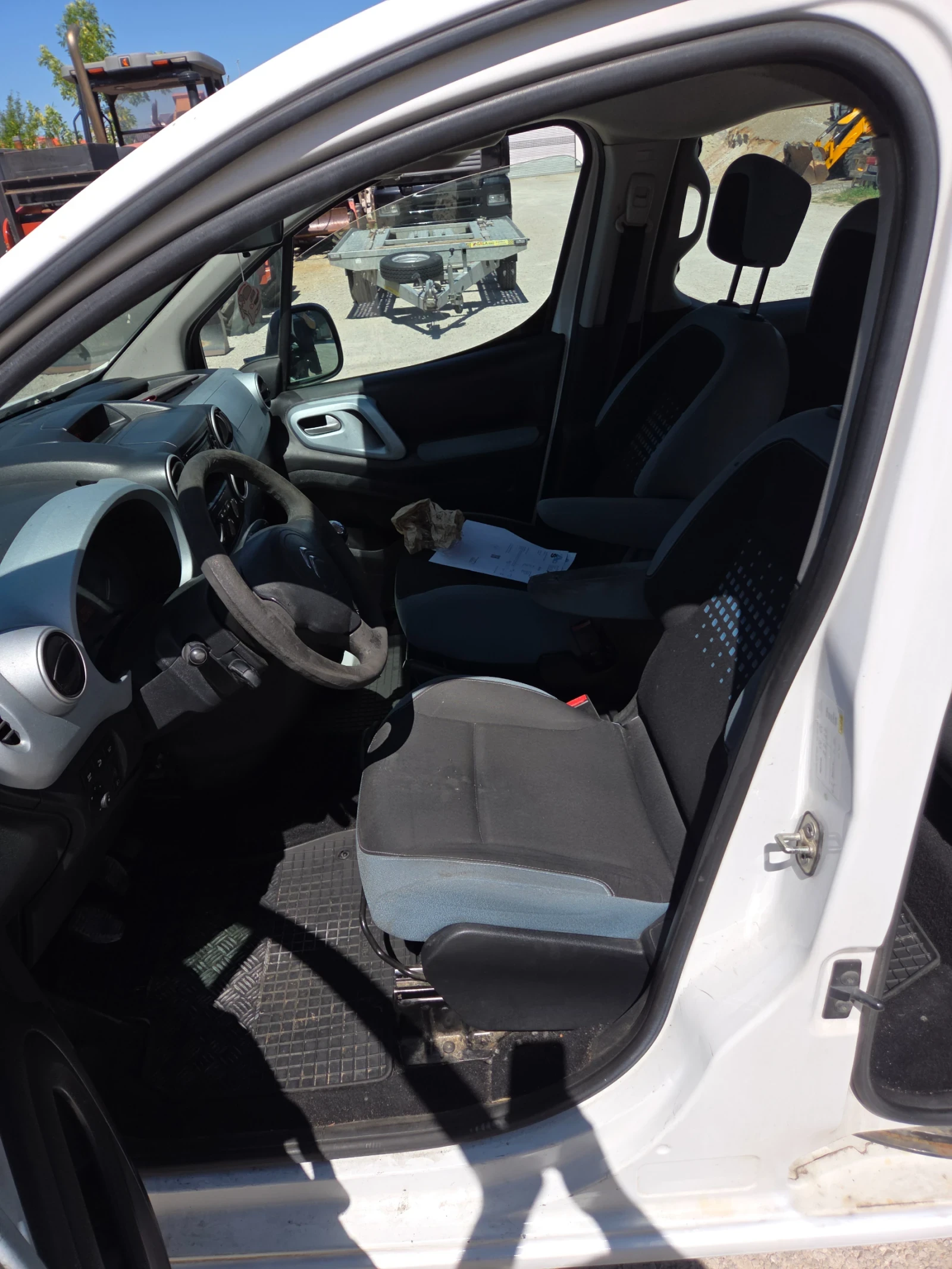 Citroen Berlingo, снимка 6 - Автомобили и джипове - 55754716