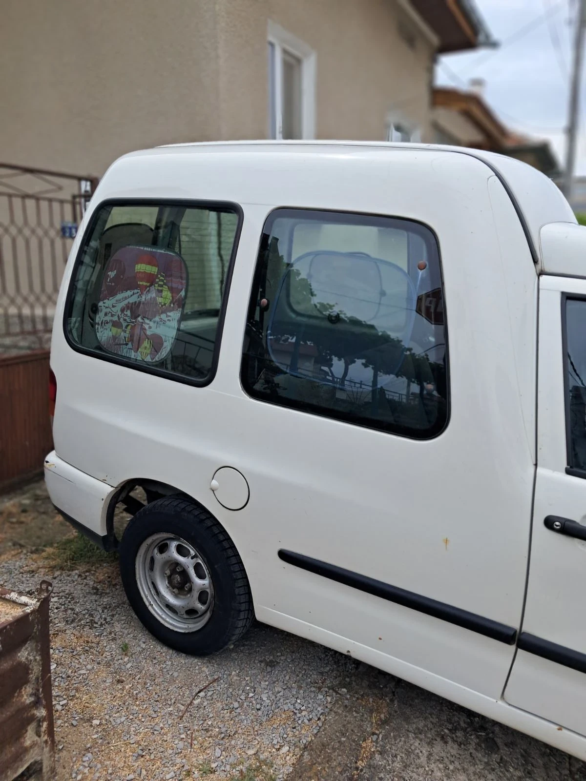 VW Caddy, снимка 8 - Автомобили и джипове - 56184030