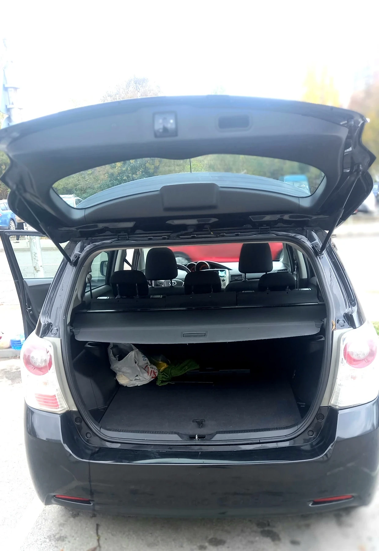 Toyota Verso Миниван, снимка 12 - Автомобили и джипове - 56712062