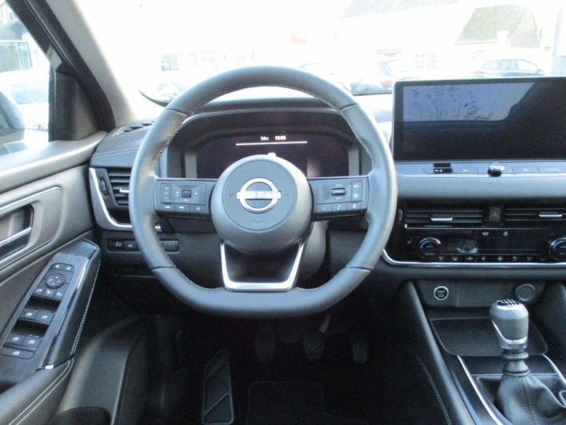 Nissan Qashqai  III (J12) 1.3 DIG-T (140 кс) M, снимка 5 - Автомобили и джипове - 47709607