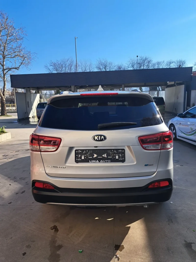 Kia Sorento 2.2 CRDI REBEL !!!, снимка 6 - Автомобили и джипове - 49360661