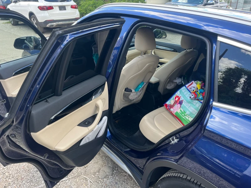 BMW X1 Бензин 2.8 xDrive, снимка 7 - Автомобили и джипове - 53014254
