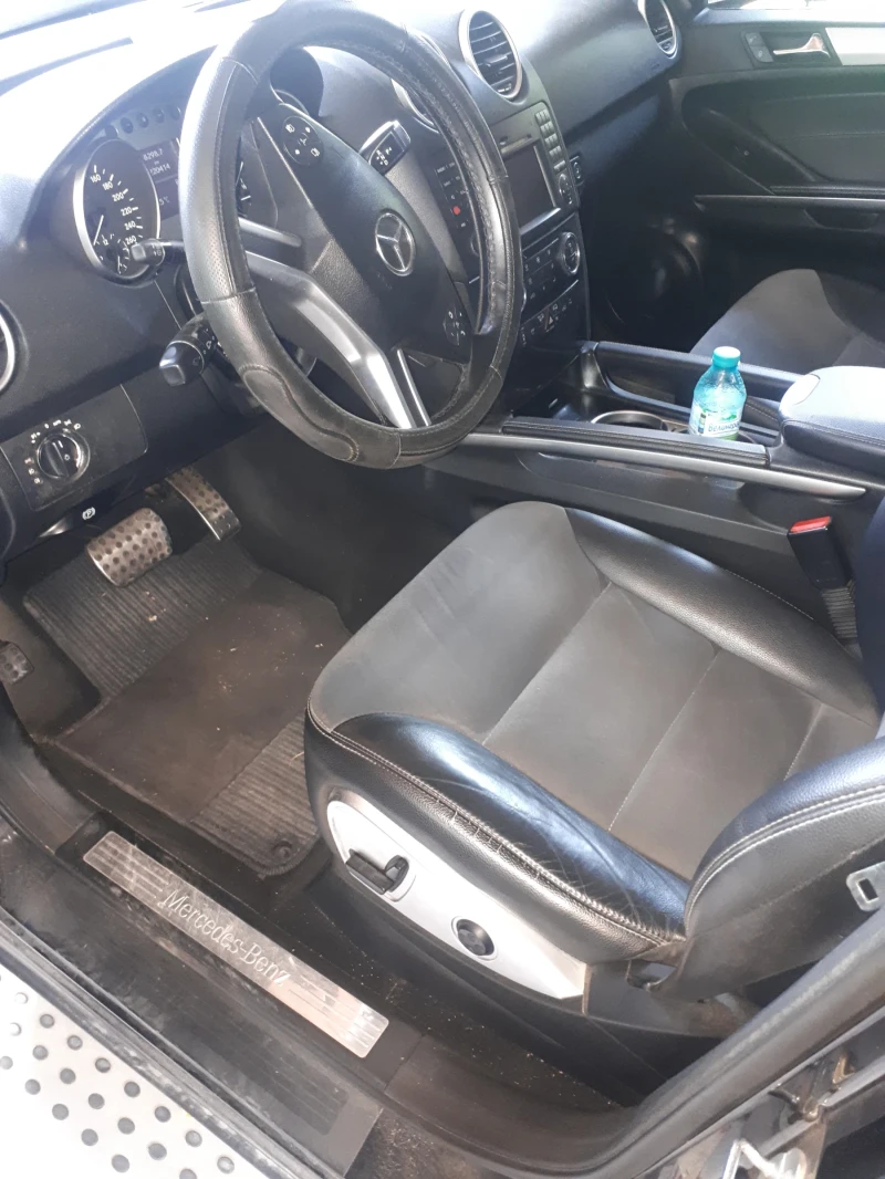 Mercedes-Benz ML 320, снимка 5 - Автомобили и джипове - 53101908