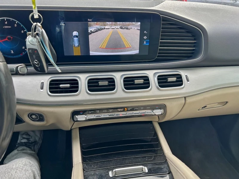 Mercedes-Benz GLE 350, снимка 10 - Автомобили и джипове - 53411553