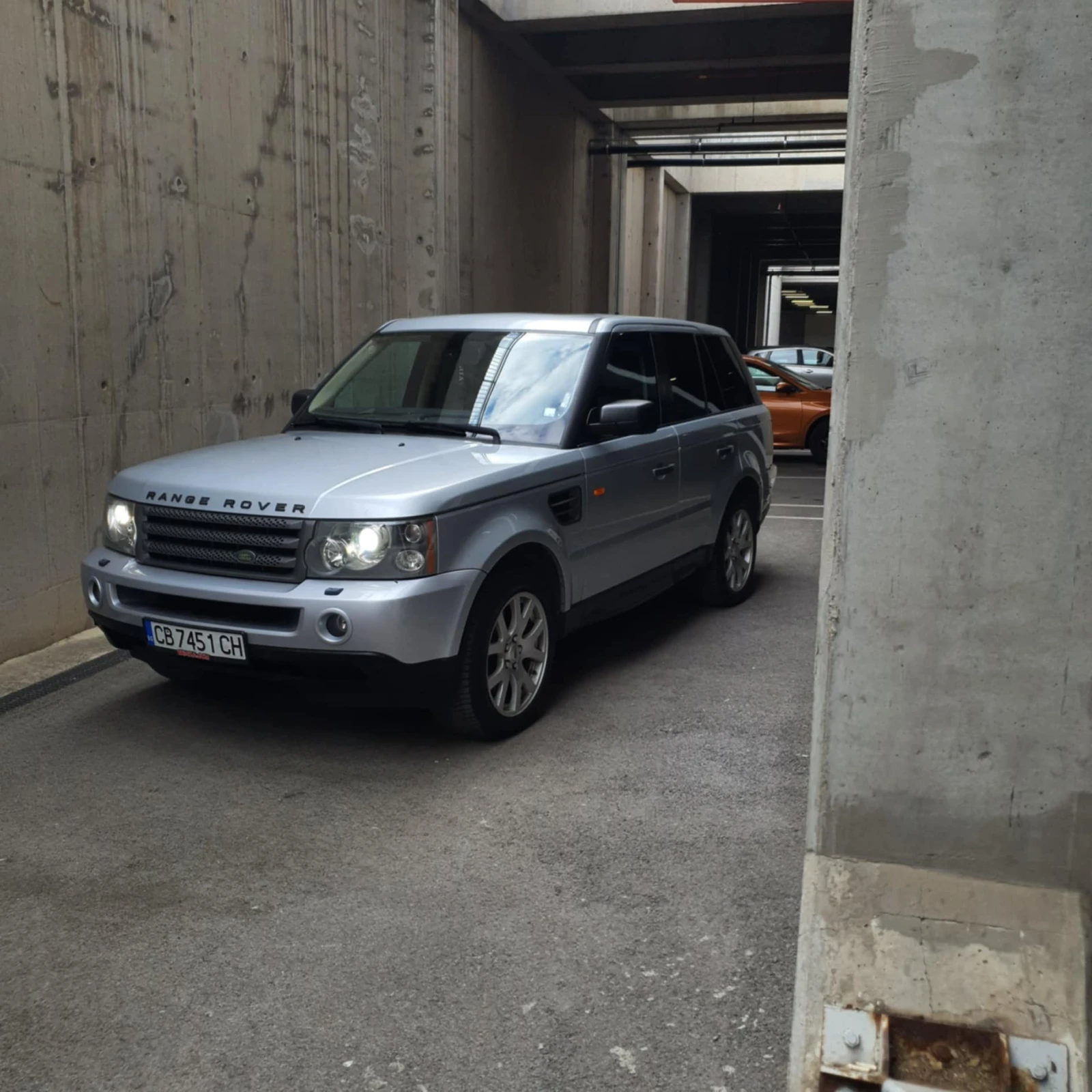 Land Rover Range Rover Sport 4.4 V8 - изображение 6