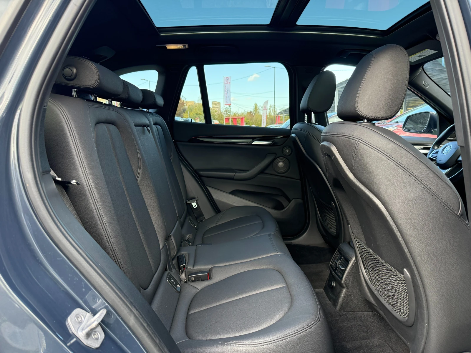 BMW X1 28i XDRIVE - изображение 10